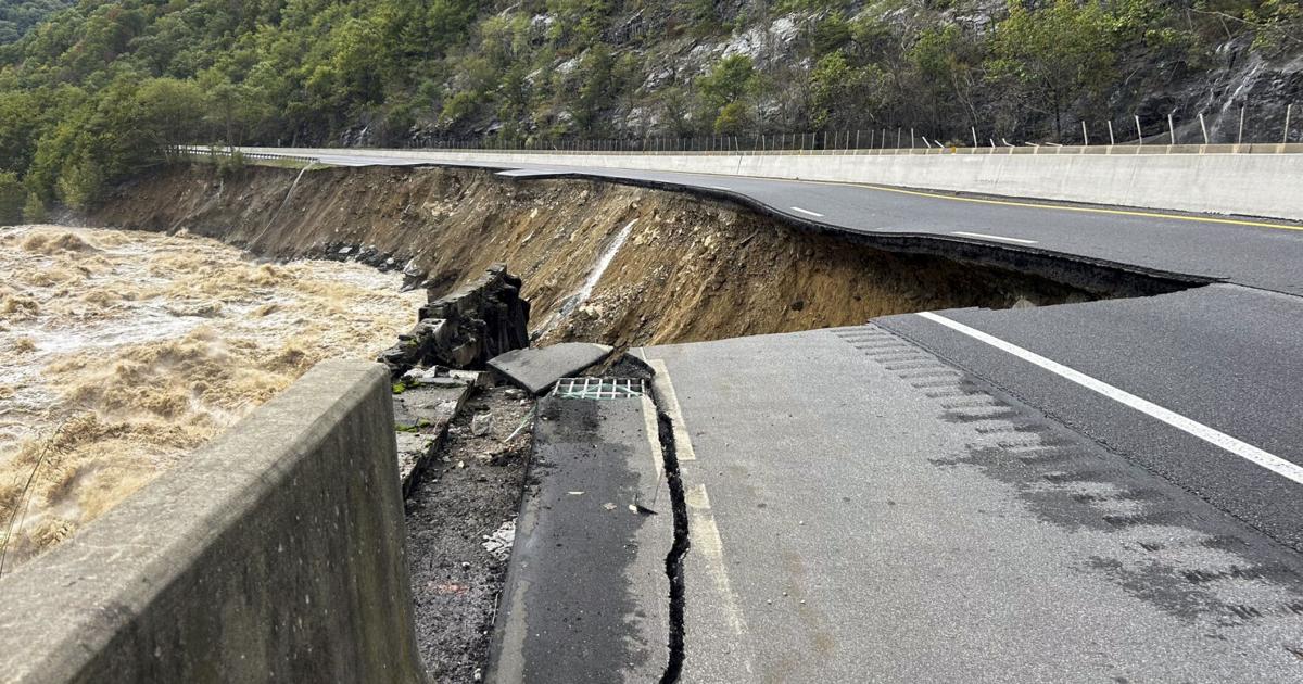 Death toll increases as Hurricane Helene passes through the southeastern United States
