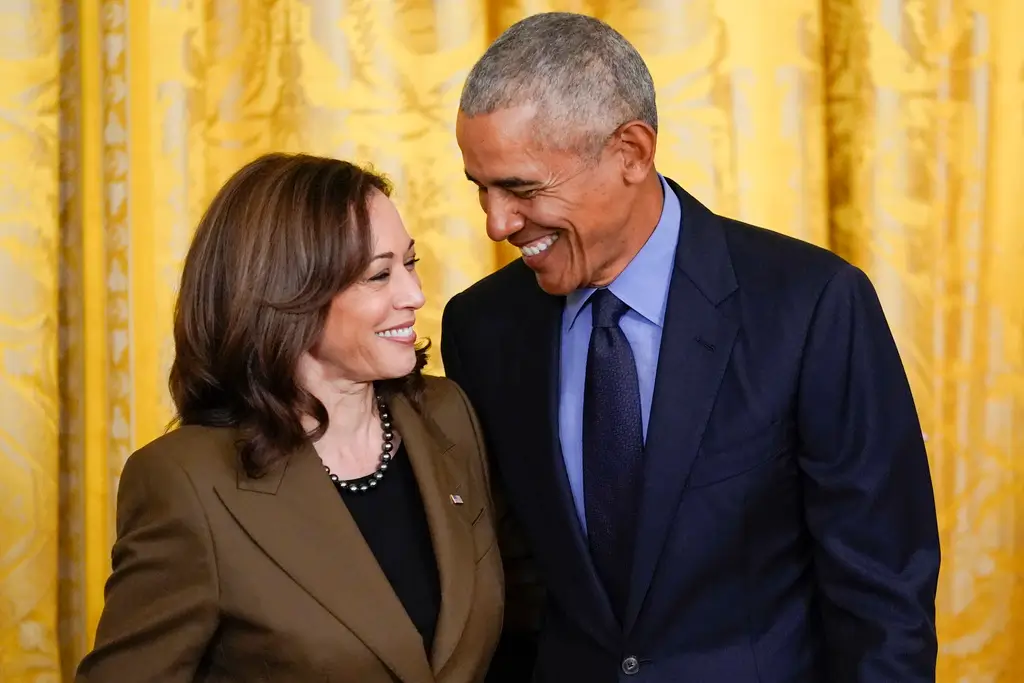 Obama Campaign For Kamala Harris